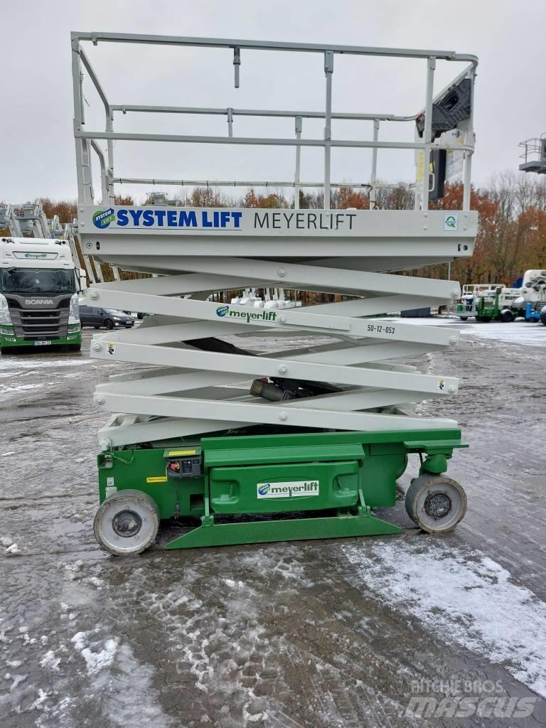 JLG 3246 ES Підйомники-ножиці
