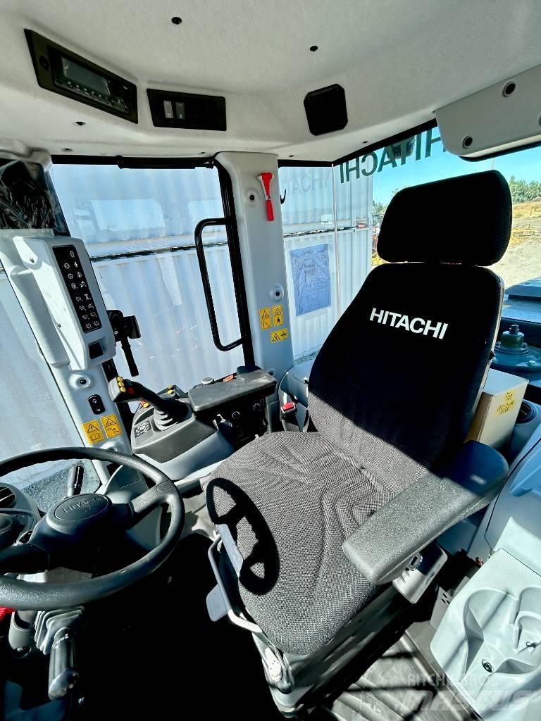 Hitachi ZW220-7 Фронтальні навантажувачі