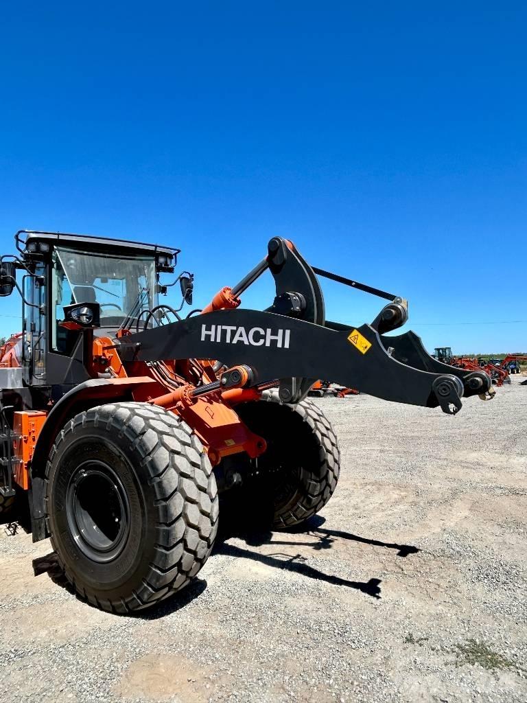 Hitachi ZW220-7 Фронтальні навантажувачі