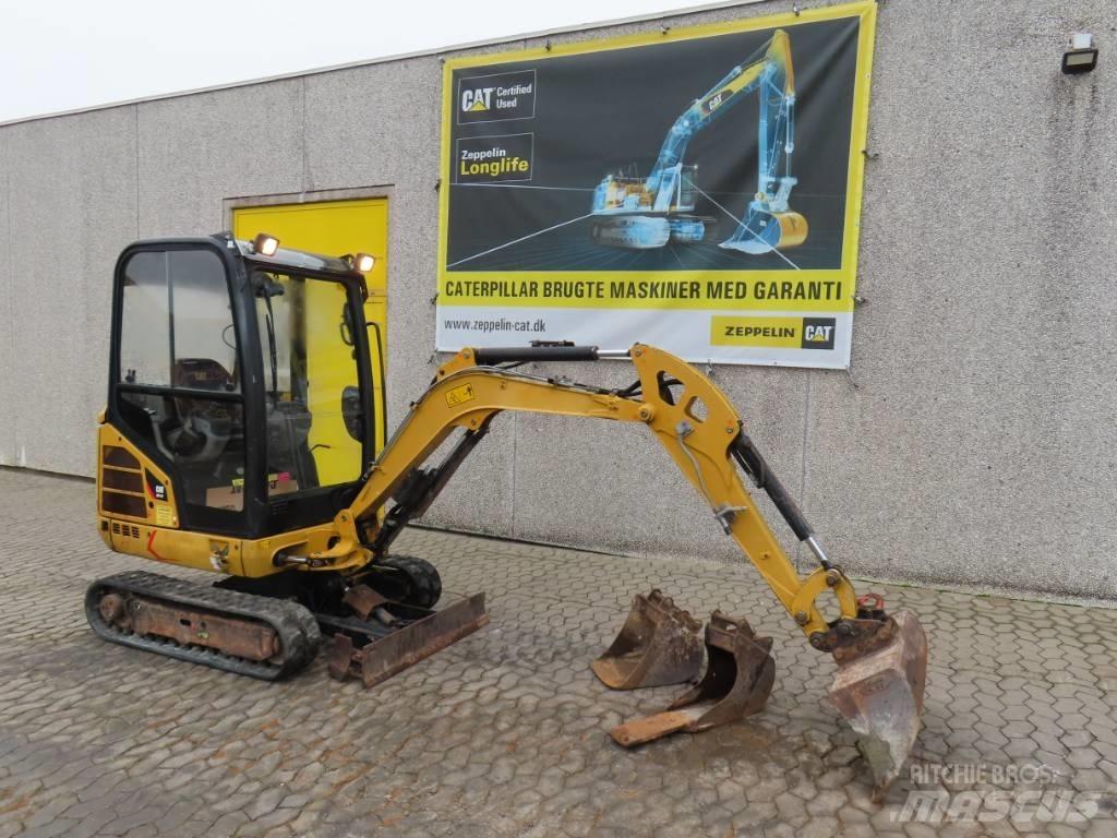 CAT 301.7 D Міні-екскаватори < 7т