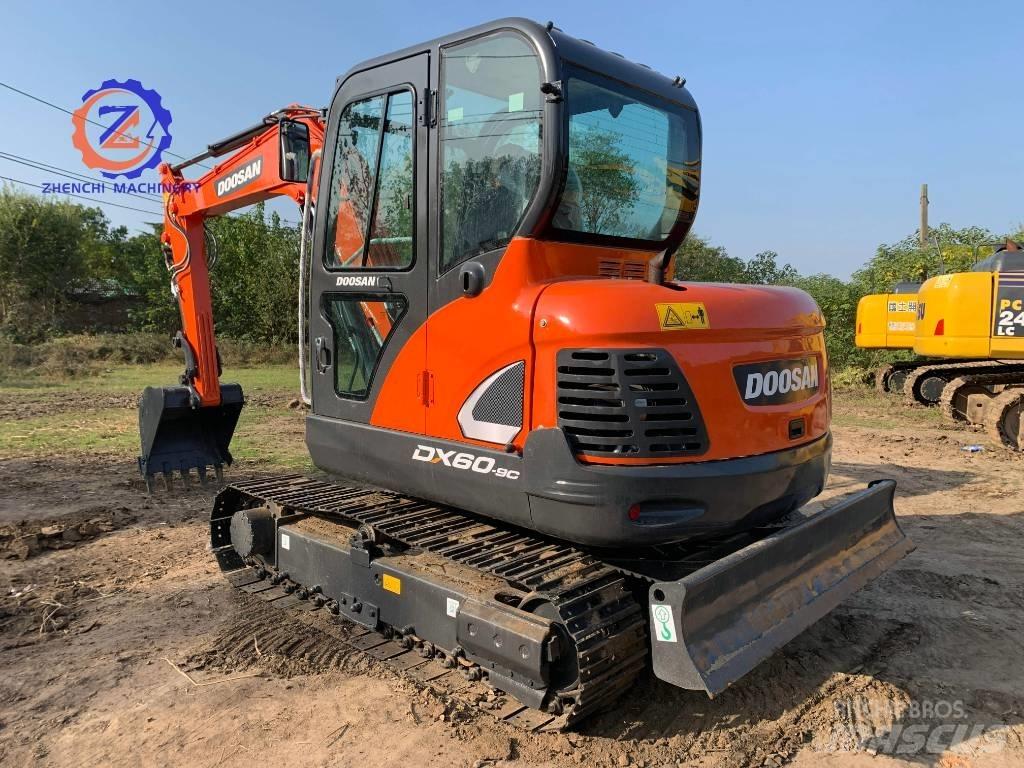 Doosan DX 60 Міні-екскаватори < 7т