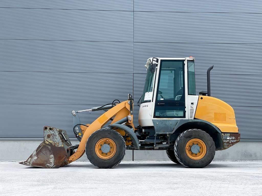 Liebherr L 506 Фронтальні навантажувачі