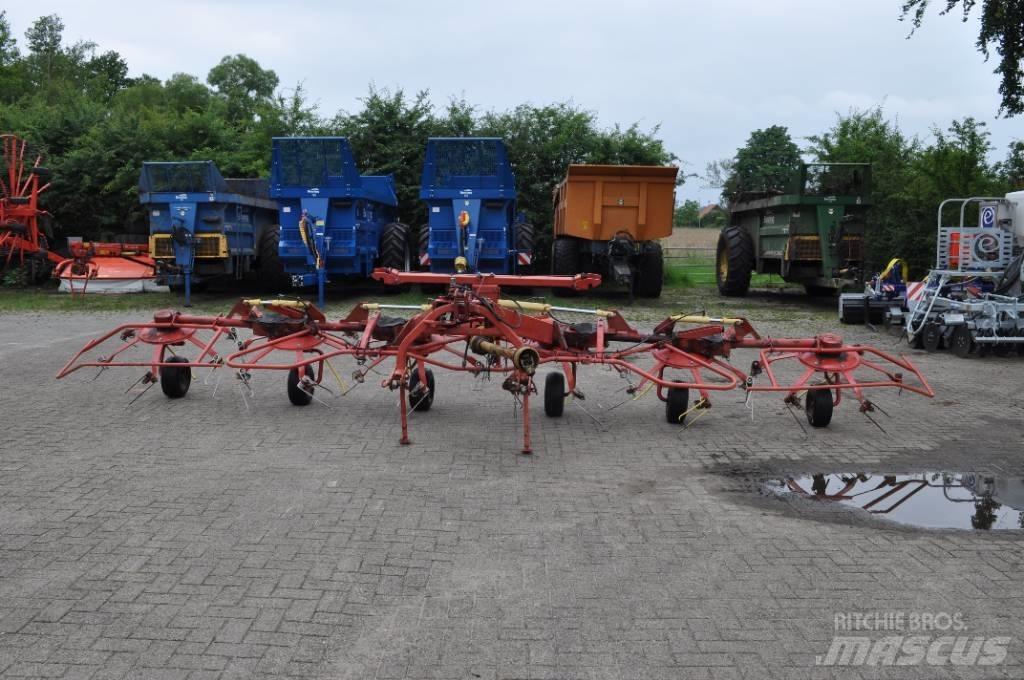 Lely Lotus 675 Граблі і сінозворушувачі