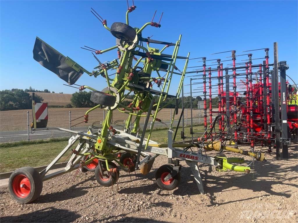 CLAAS Volto 900 T Граблі і сінозворушувачі