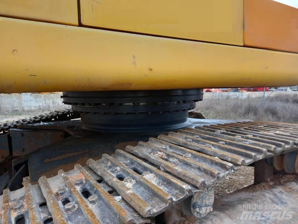 Komatsu PC450LC Гусеничні екскаватори
