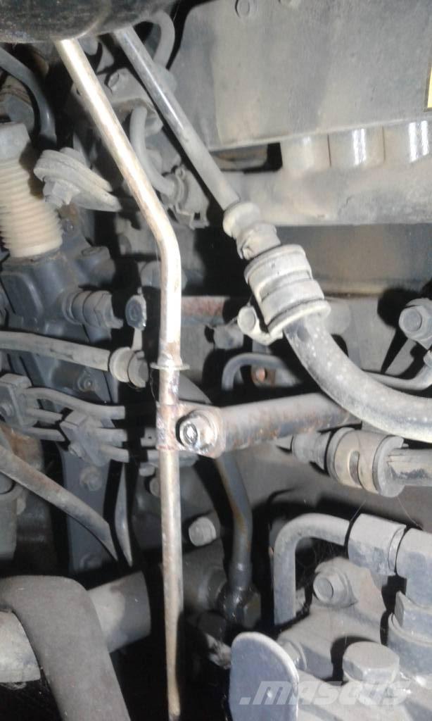 Komatsu SAA6D140E-5 Двигуни