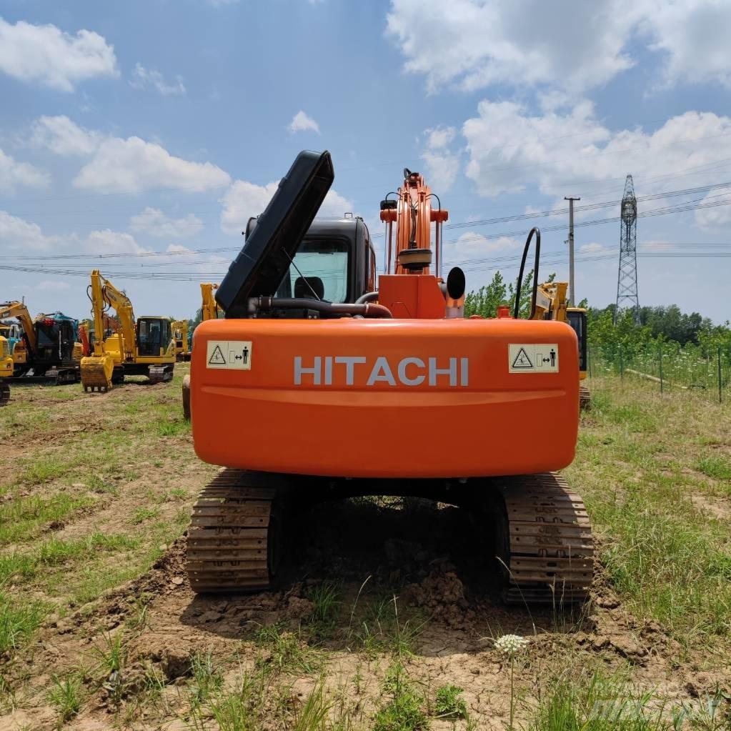 Hitachi ZX 120 Гусеничні екскаватори