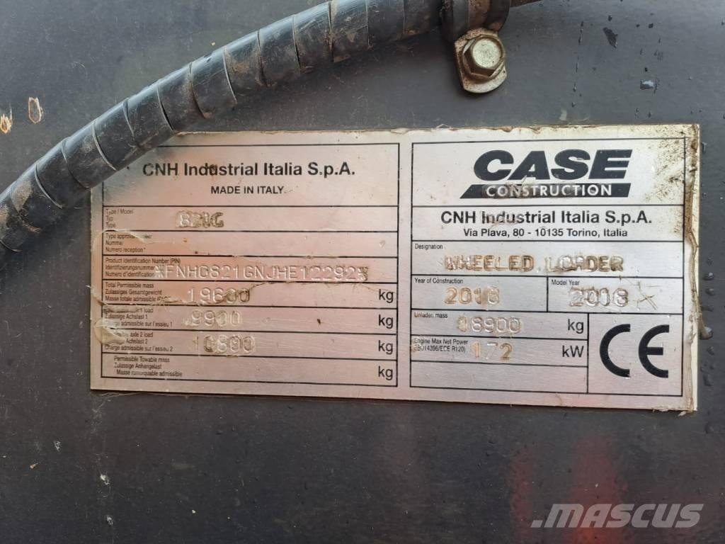 CASE 821g Фронтальні навантажувачі