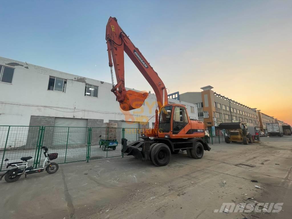 Doosan DH210W-7 Колісні екскаватори