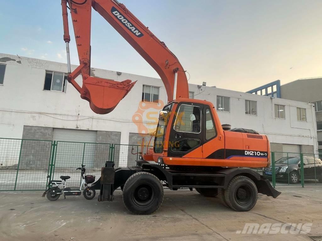 Doosan DH210W-7 Колісні екскаватори