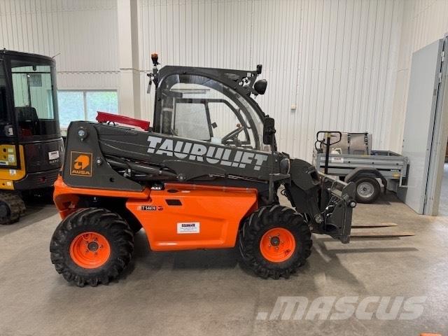 Ausa T 144 H Телескопічні навантажувачі