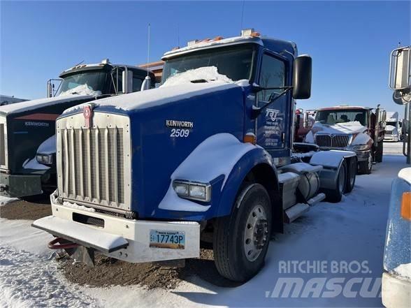 Kenworth T800 Тягачі