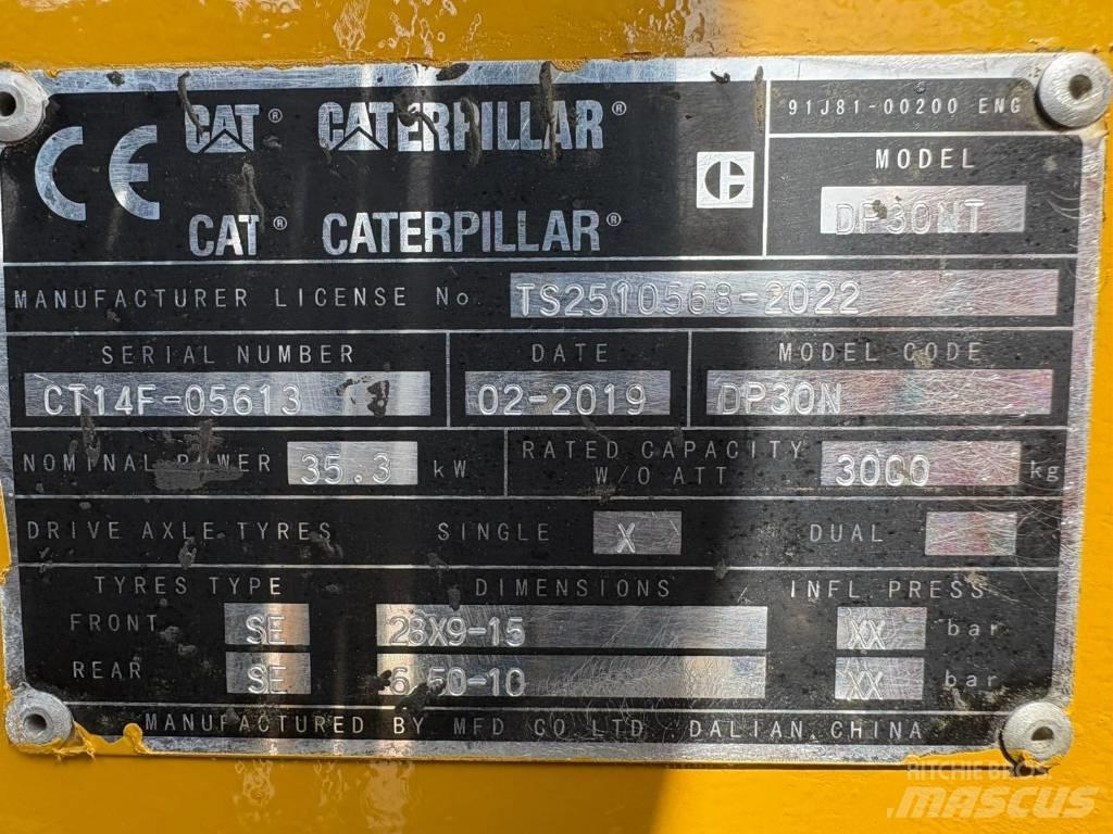 CAT DP30NT Дизельні навантажувачі
