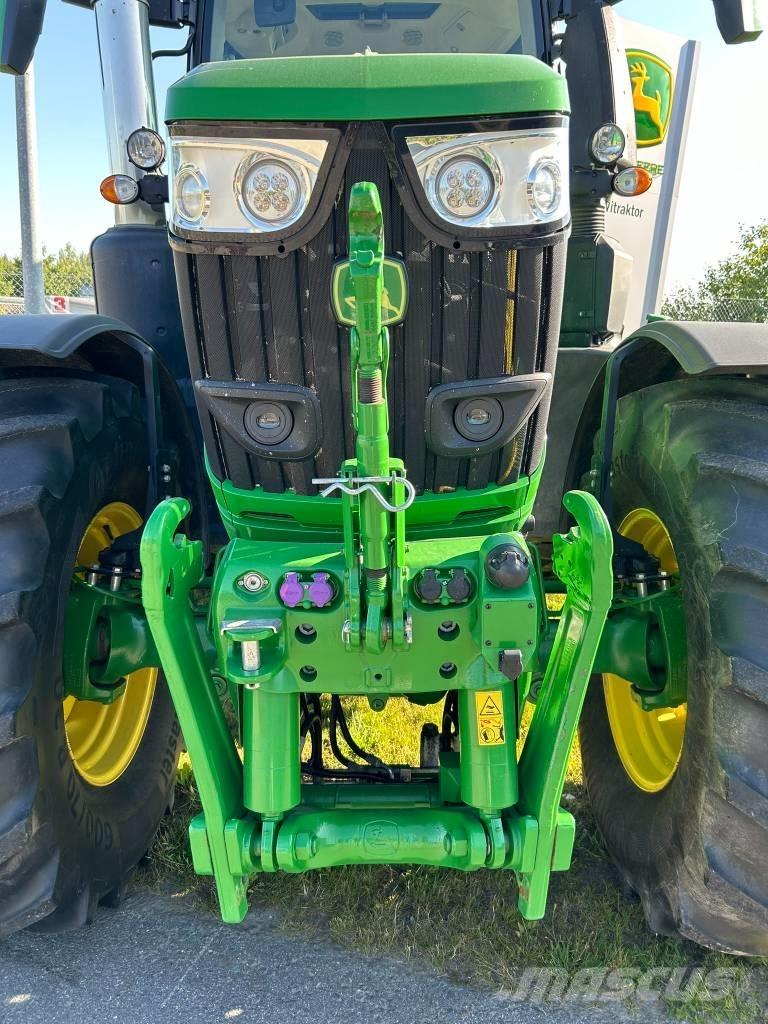 John Deere 6R250 Трактори