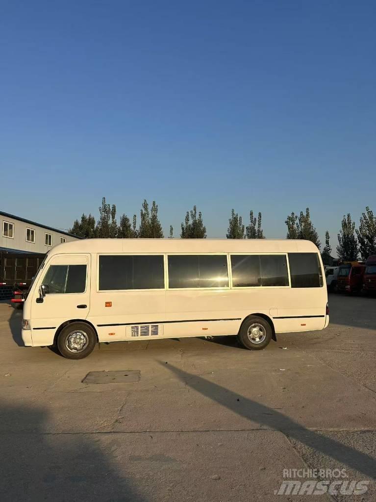 Toyota Coaster Міжміські автобуси