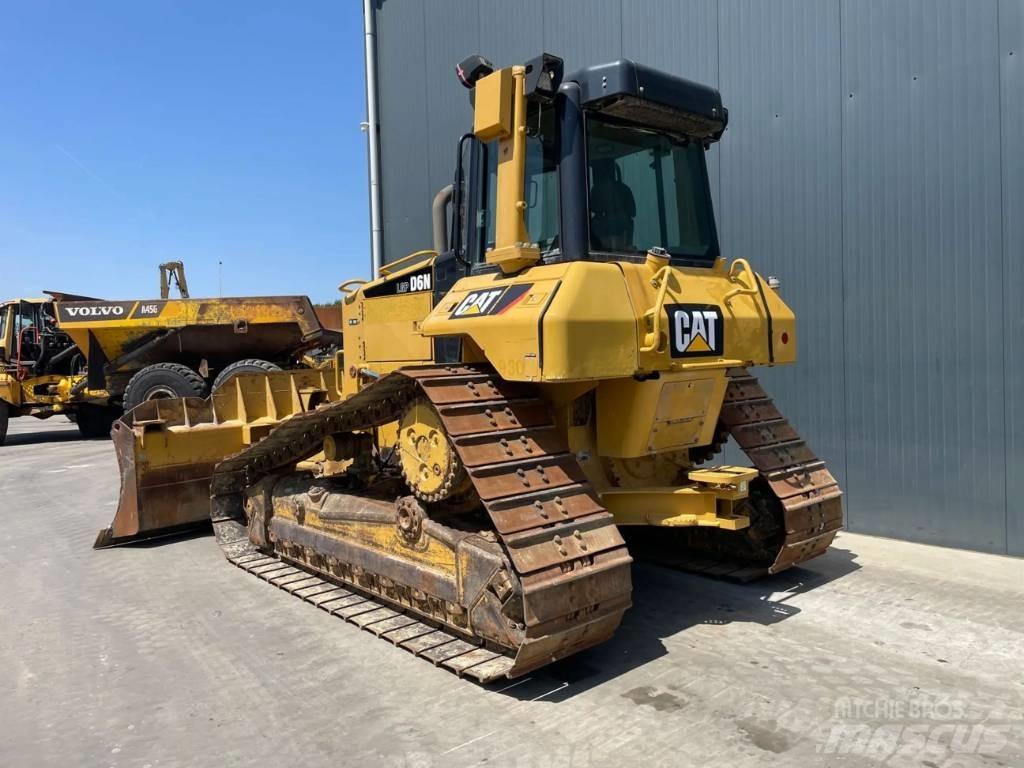 CAT D6N LGP Гусеничні бульдозери