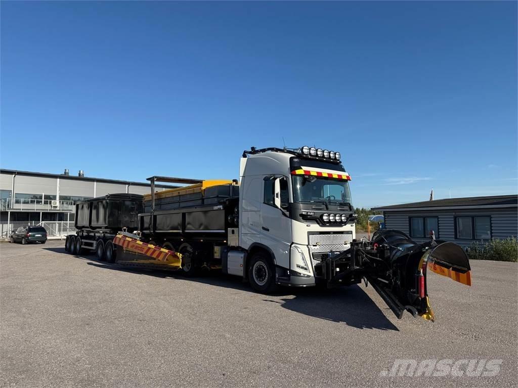 Volvo FH540 8x4 Самоскиди