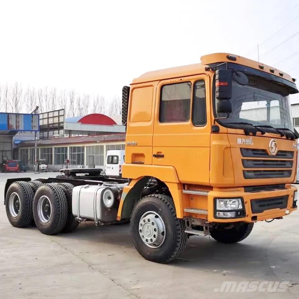Shacman F3000 6x4 Тягачі