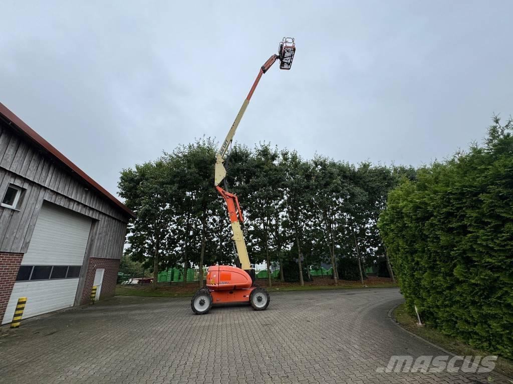 JLG 600 AJ Колінчаті підйомники