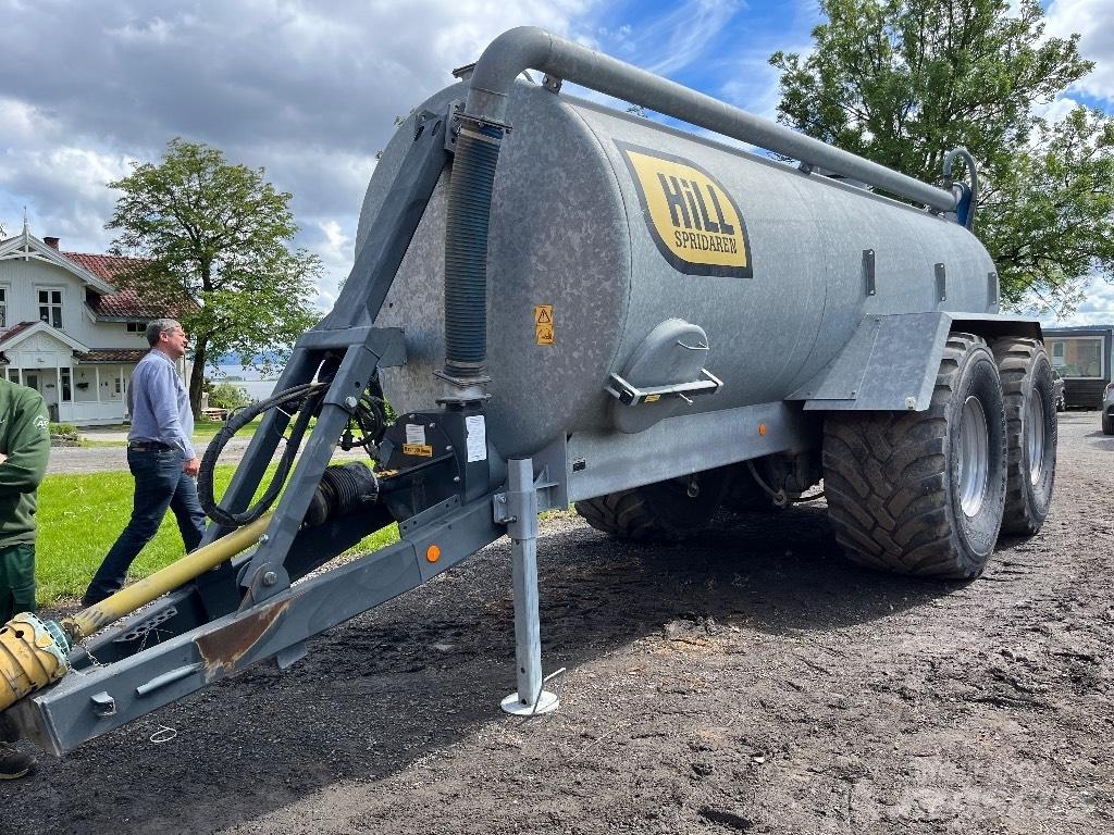 Hillspridaren 15000l Розсіювачі гною