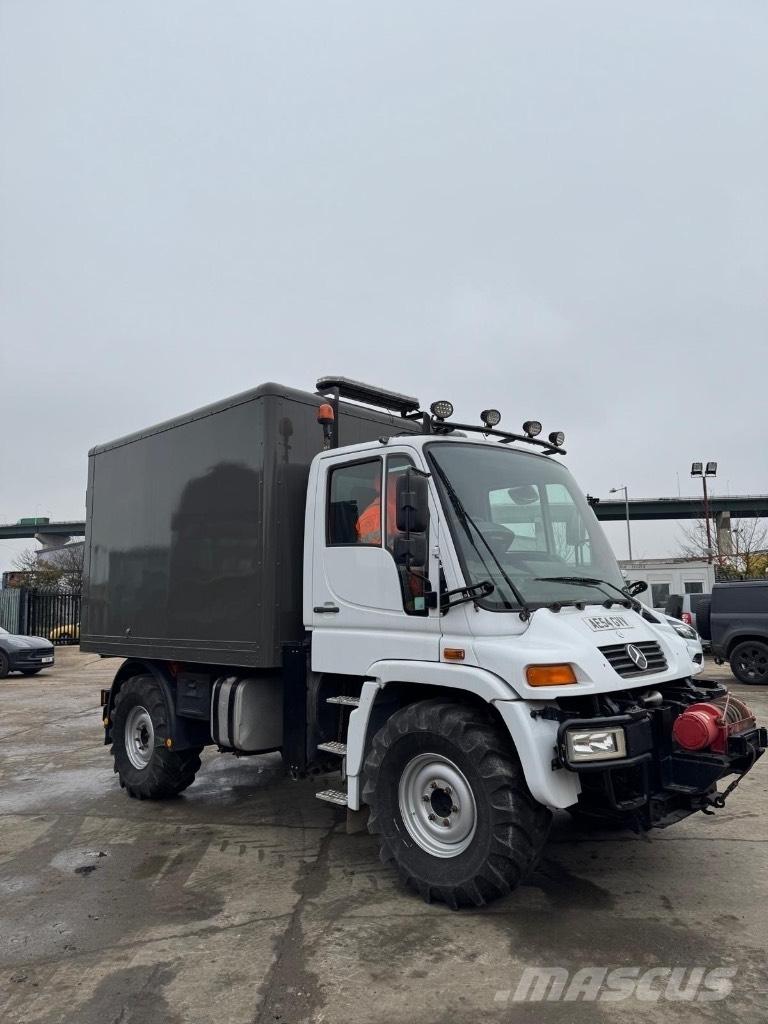 Unimog U300 Підсобні машини