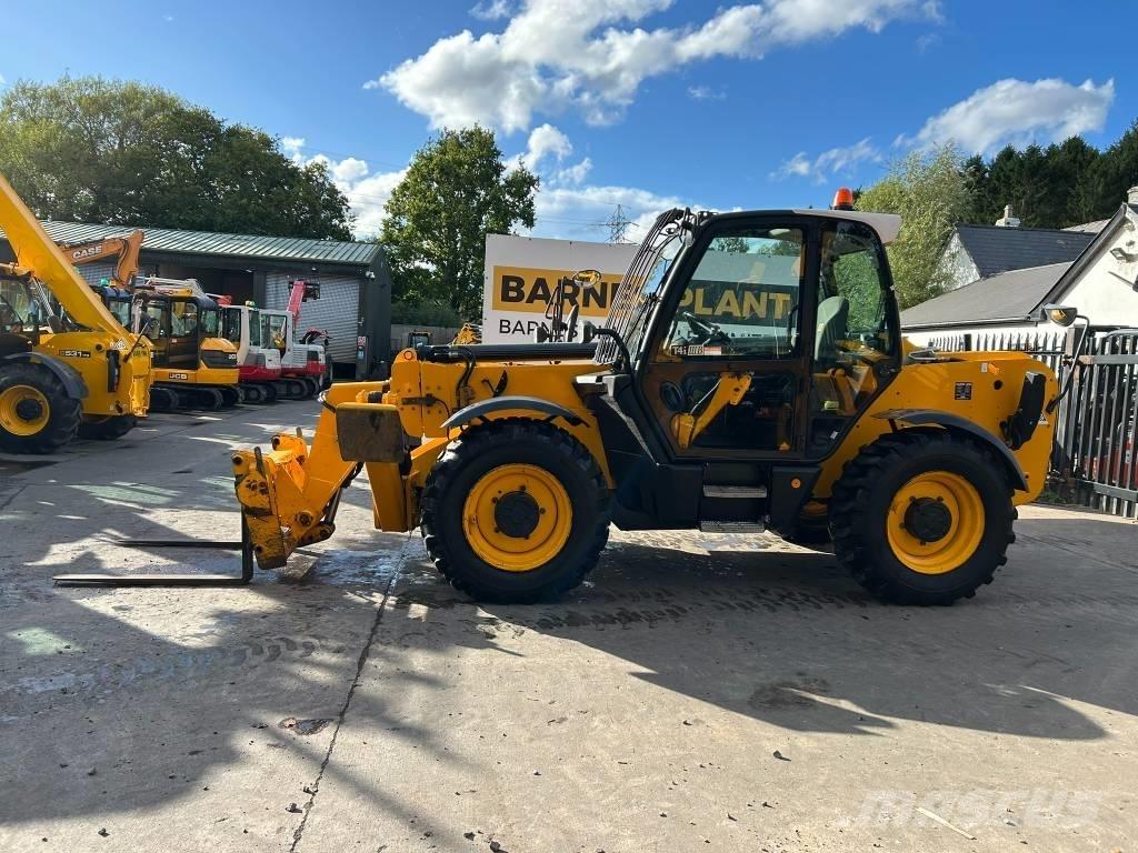 JCB 535-125 Hiviz Телескопічні навантажувачі