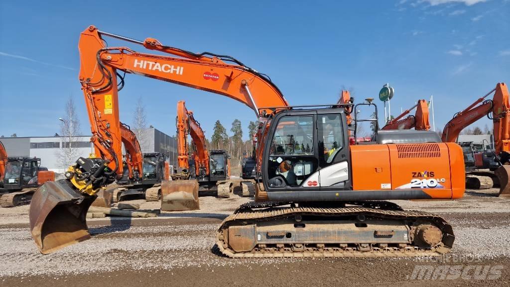Hitachi ZX210LC-6 Гусеничні екскаватори