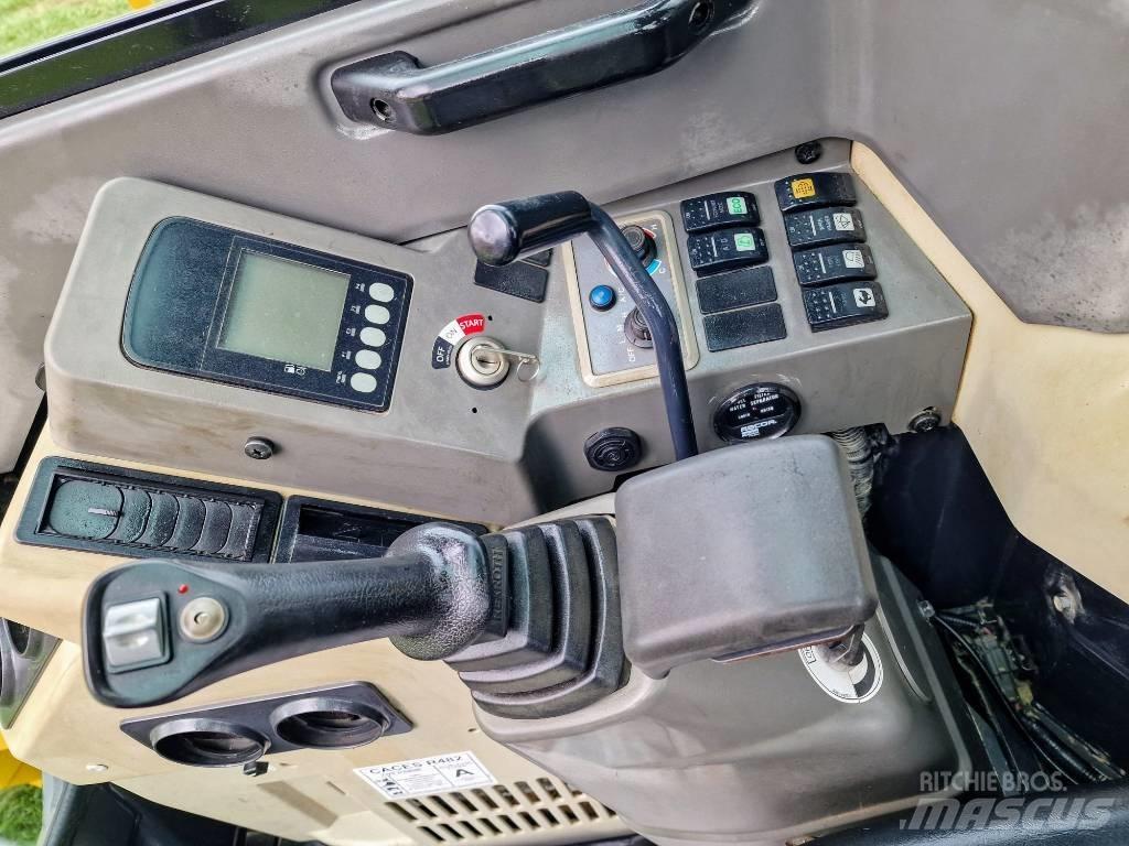 Yanmar Vio 80 Середні екскаватори 7т. - 12т.