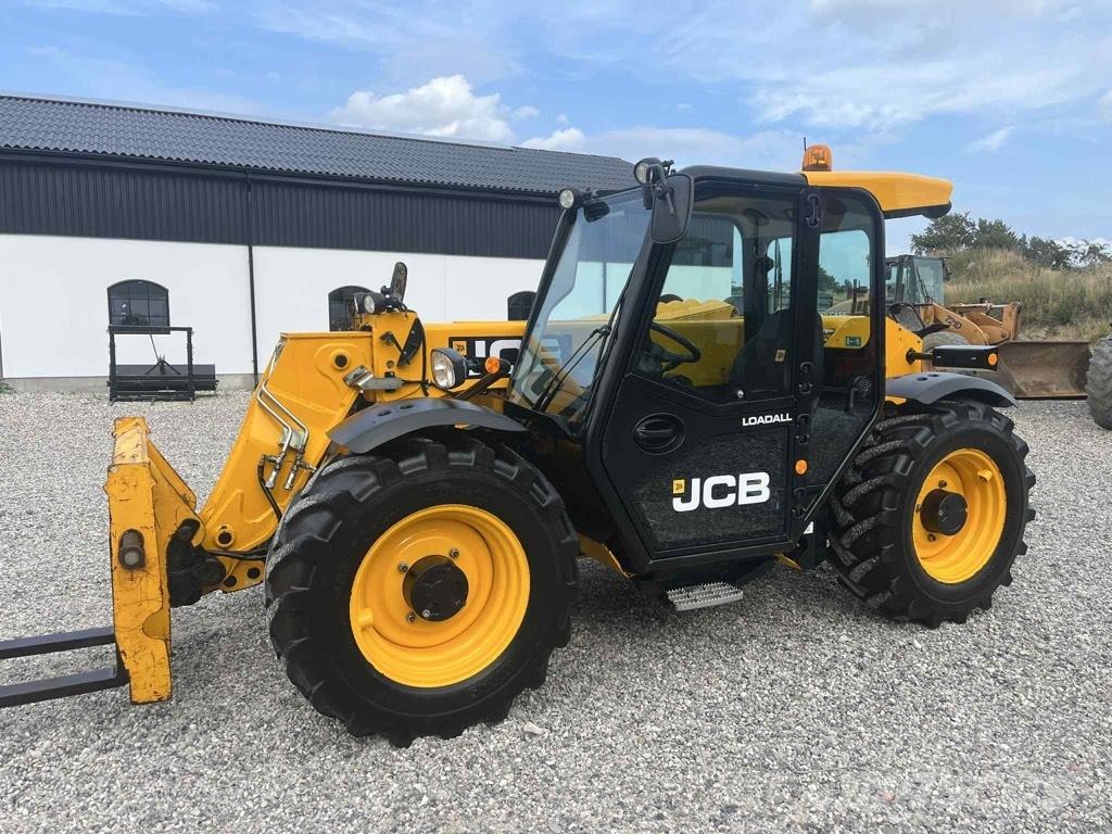 JCB 527-58 Agri Plus Телескопічний навантажувач