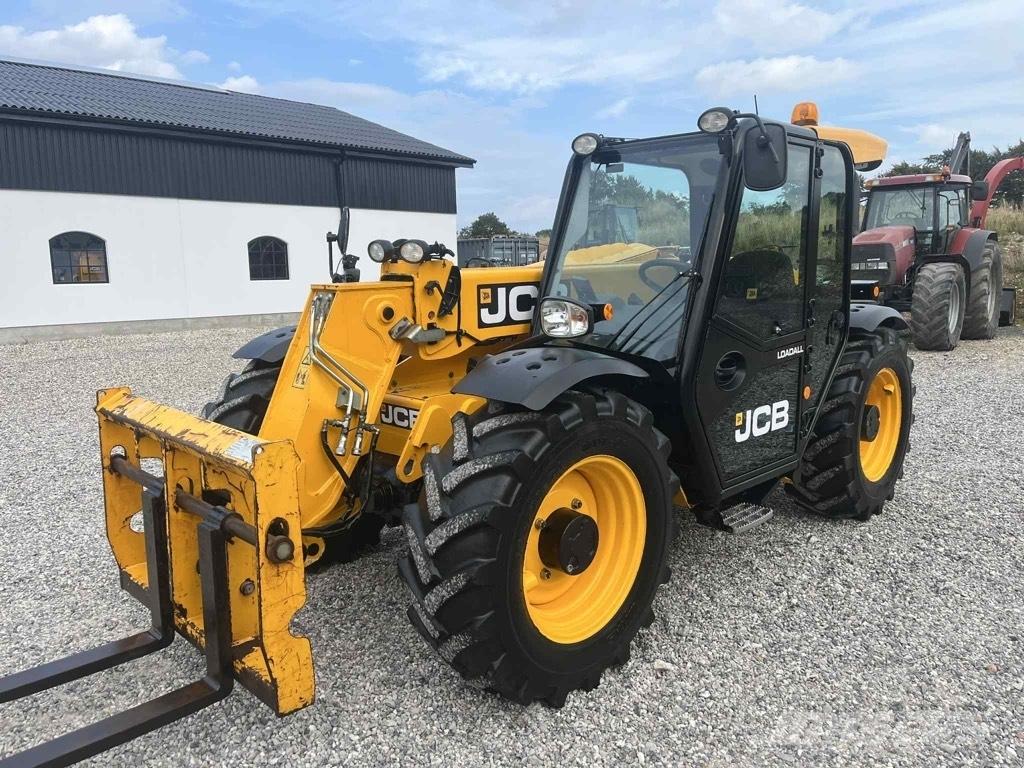 JCB 527-58 Agri Plus Телескопічний навантажувач