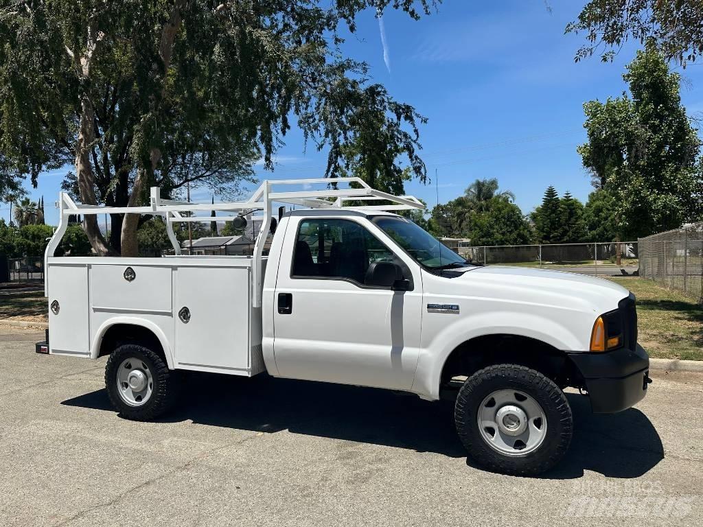 Ford F 350 Пікапи / Бічне розвантаження