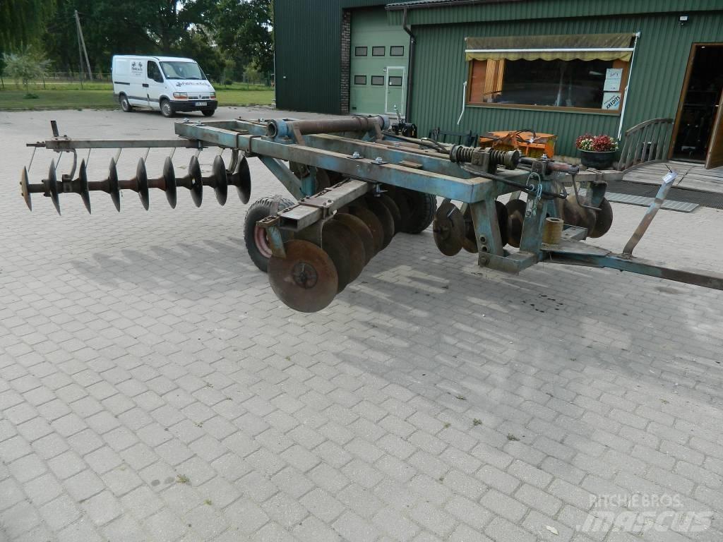 Fiskars FTR32 Дискові борони
