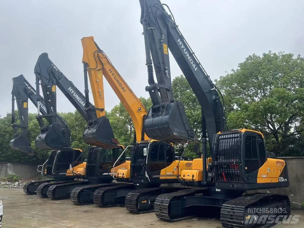 Komatsu PC 240 Гусеничні екскаватори