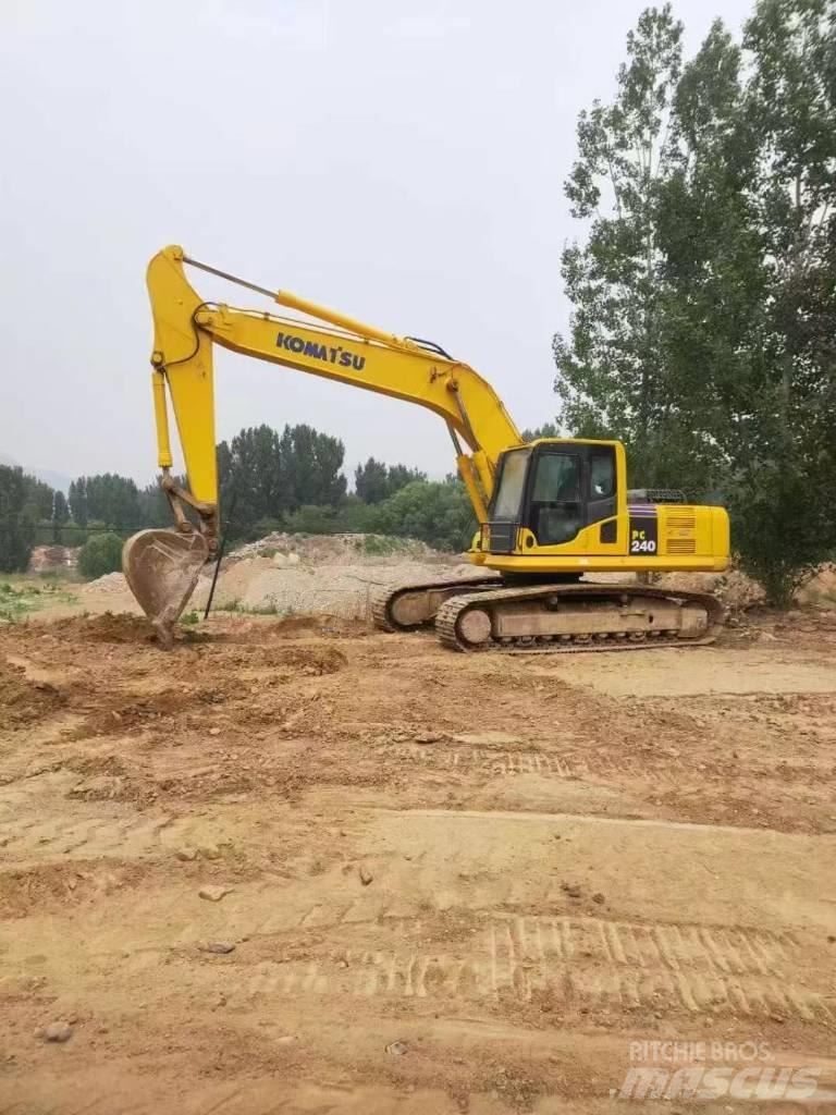 Komatsu PC 240 Гусеничні екскаватори