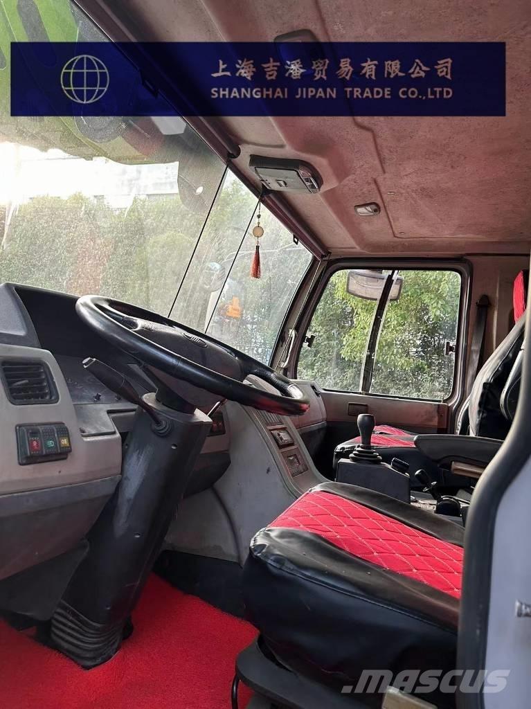 Zoomlion ZAT 2200 V автокрани