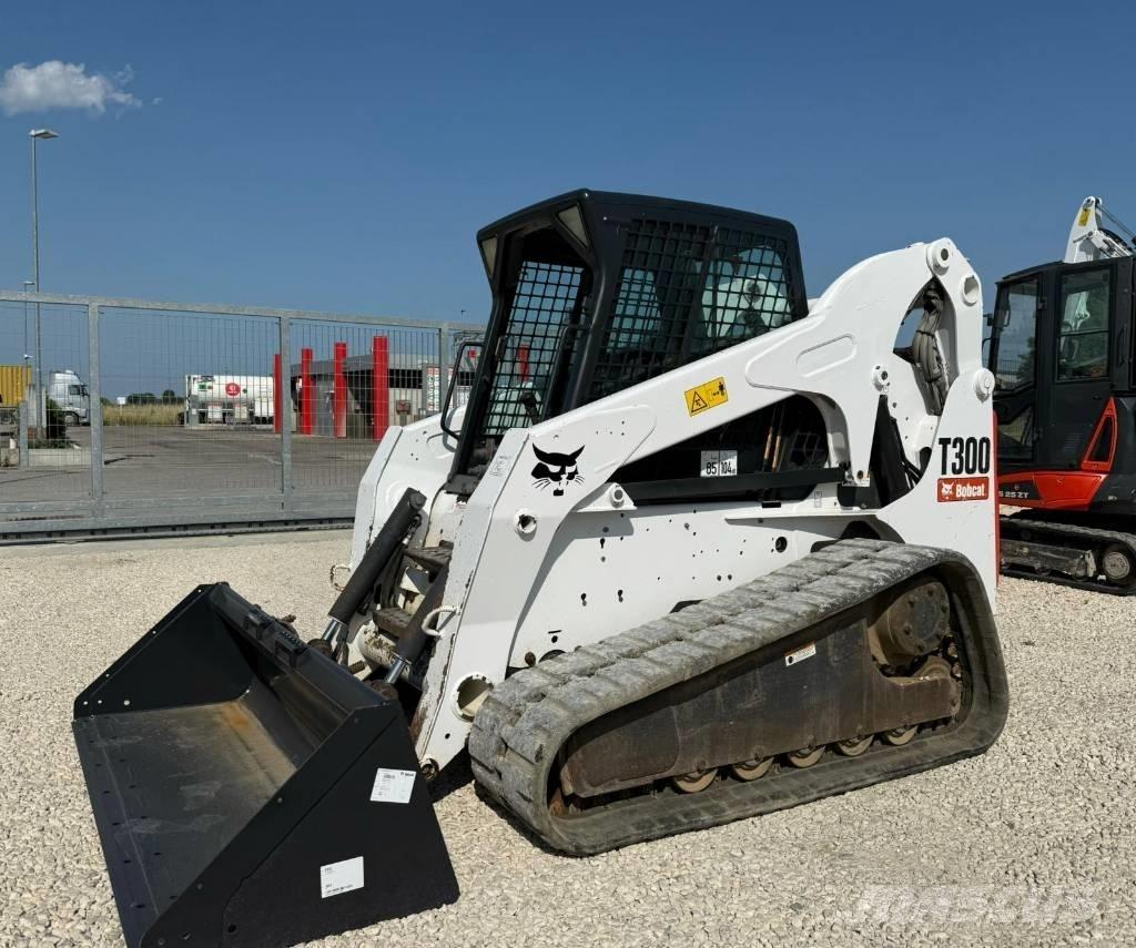 Bobcat T 300 Малі навантажувачі