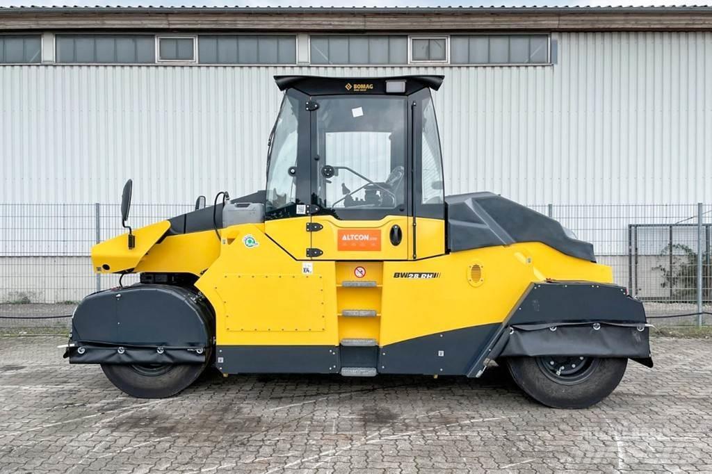 Bomag BW 28 RH Пневматичні катки