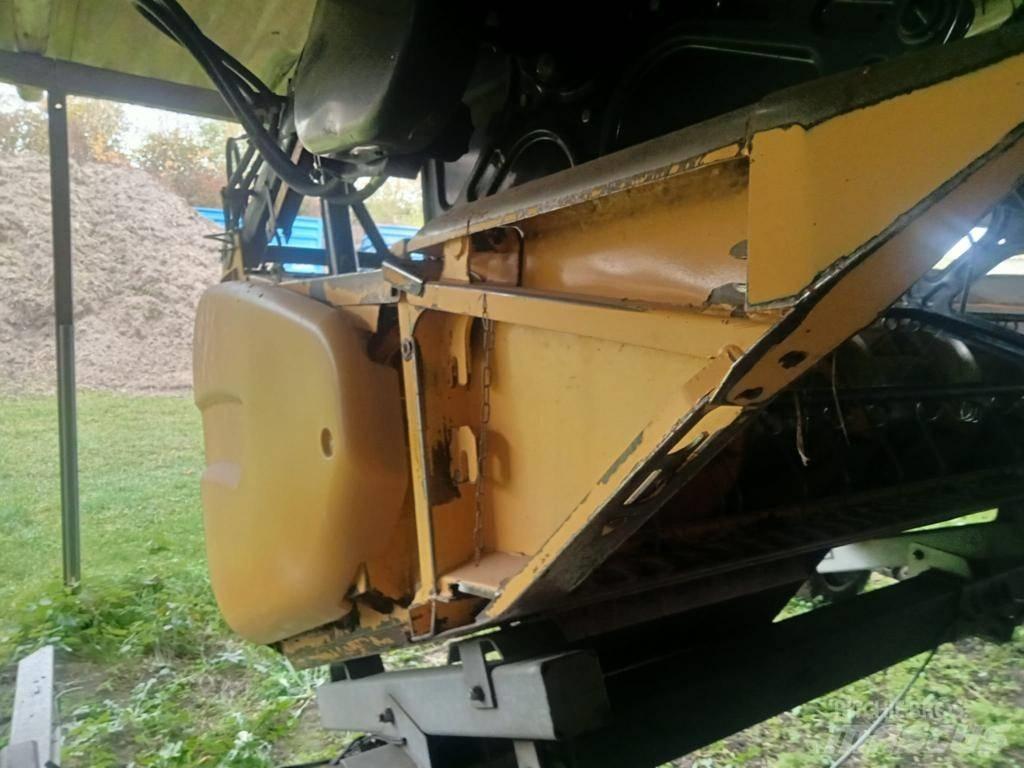 New Holland CR 9080 Зернозбиральні комбайни