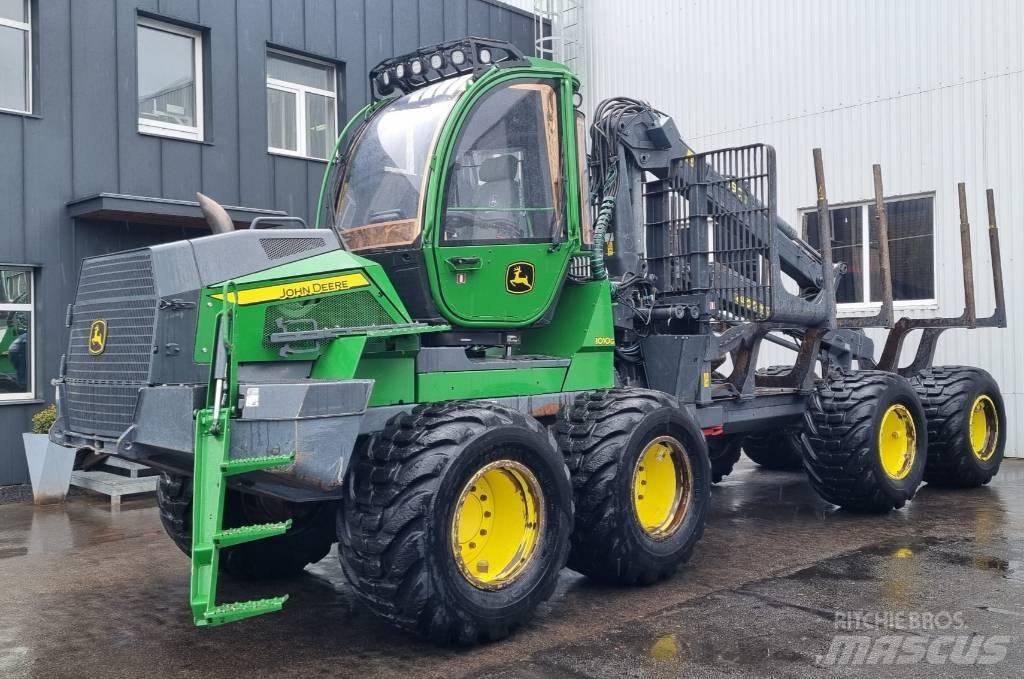 John Deere 1010 G Форвардери