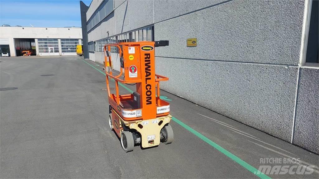 JLG 1230ES Інші підйомники і платформи