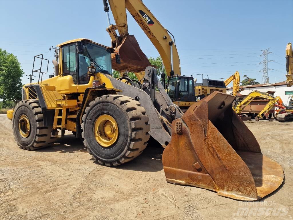 Volvo L 220 F Фронтальні навантажувачі