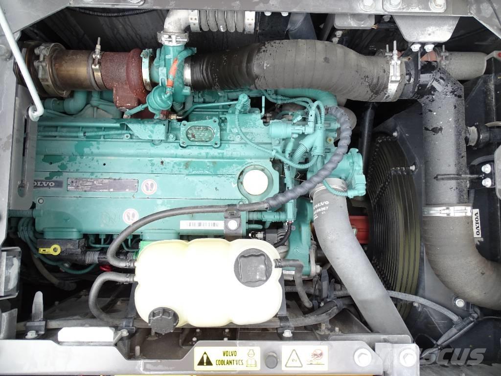 Volvo ECR 235 EL Гусеничні екскаватори