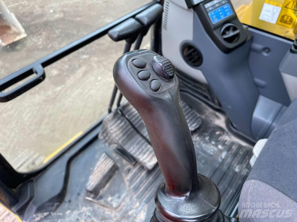 Komatsu PC 210 LC-11 Екскаватори з великим вилітом