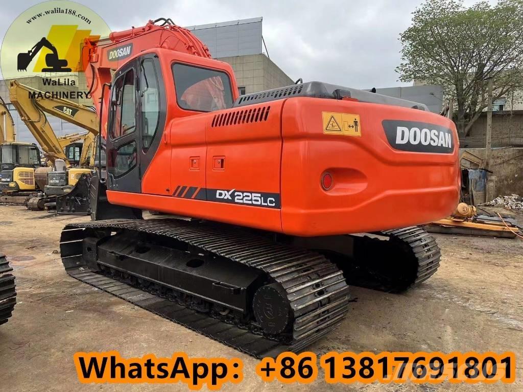 Doosan DX 225 LCA Гусеничні екскаватори