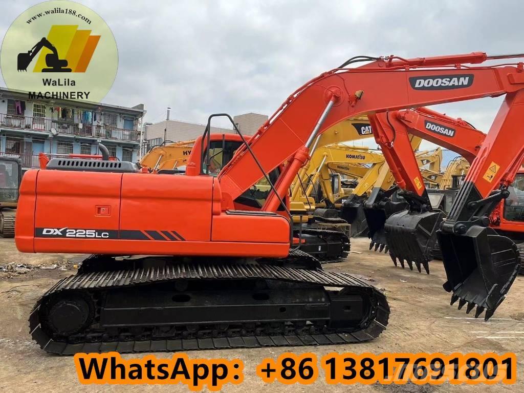 Doosan DX 225 LCA Гусеничні екскаватори