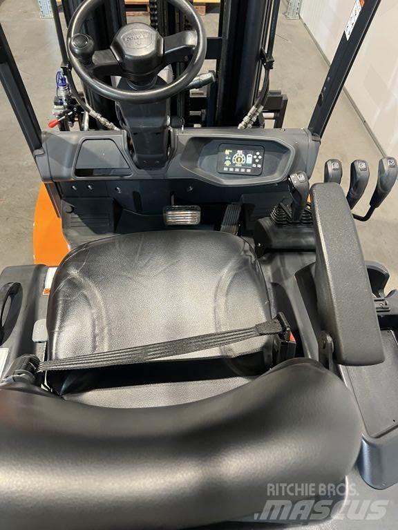 Doosan B34NS Електронавантажувачі