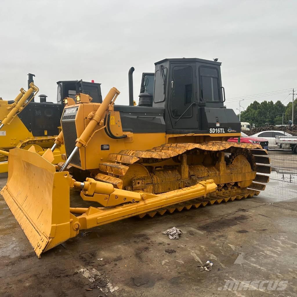 Shantui SD16 Гусеничні бульдозери