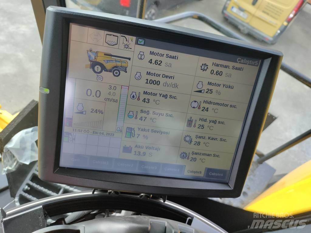 New Holland CX 8.80 Зернозбиральні комбайни