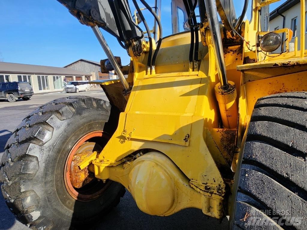 Volvo BM LM846 Фронтальні навантажувачі