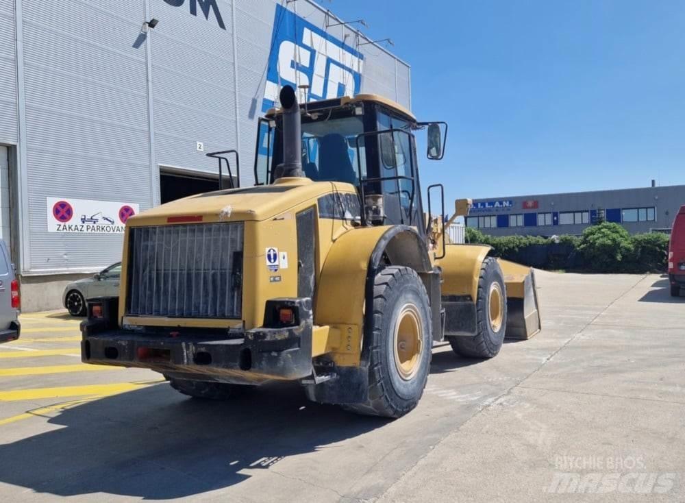 CAT 962H Фронтальні навантажувачі